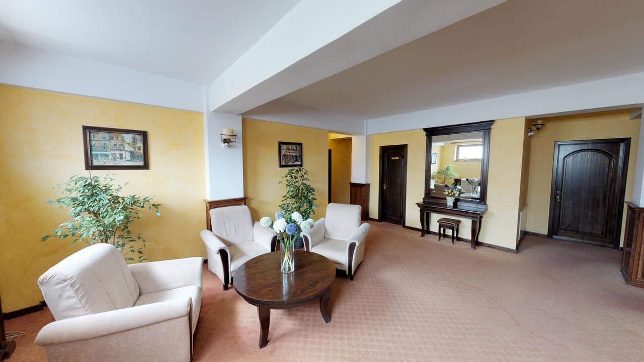 Pension Korona Hermannstadt Exterior foto
